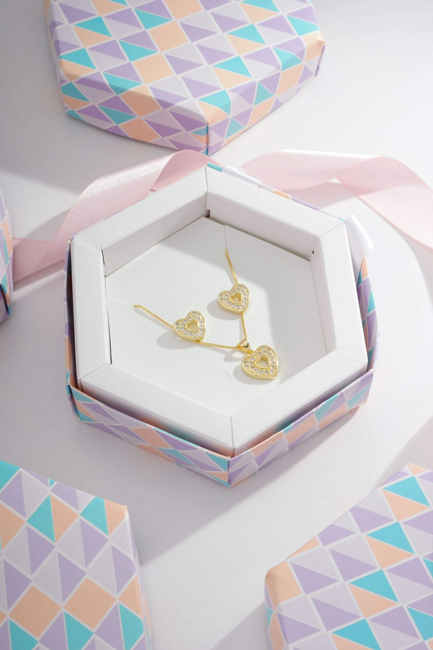 Conjunto Coração Cravejado De Zircônias - Banhado A Ouro 18k (Loja)