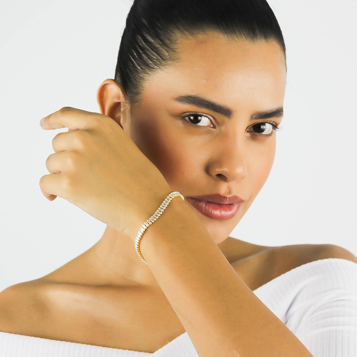 Pulseira Cravejada Fecho Relógio- Banhado A Ouro 18k