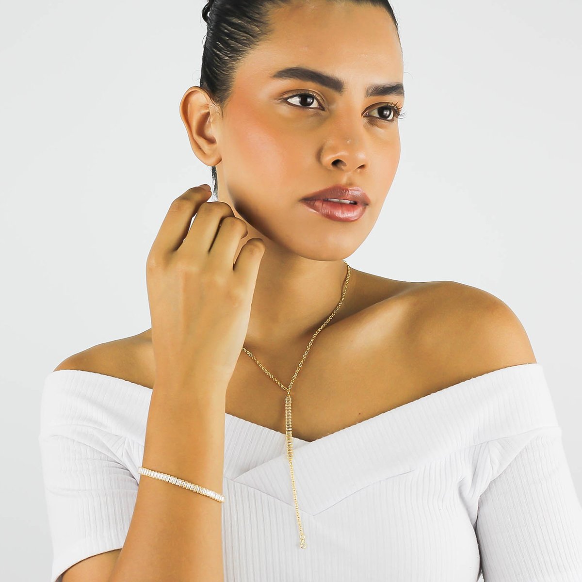 Gargantilha Cravejada- Banhado A Ouro 18k