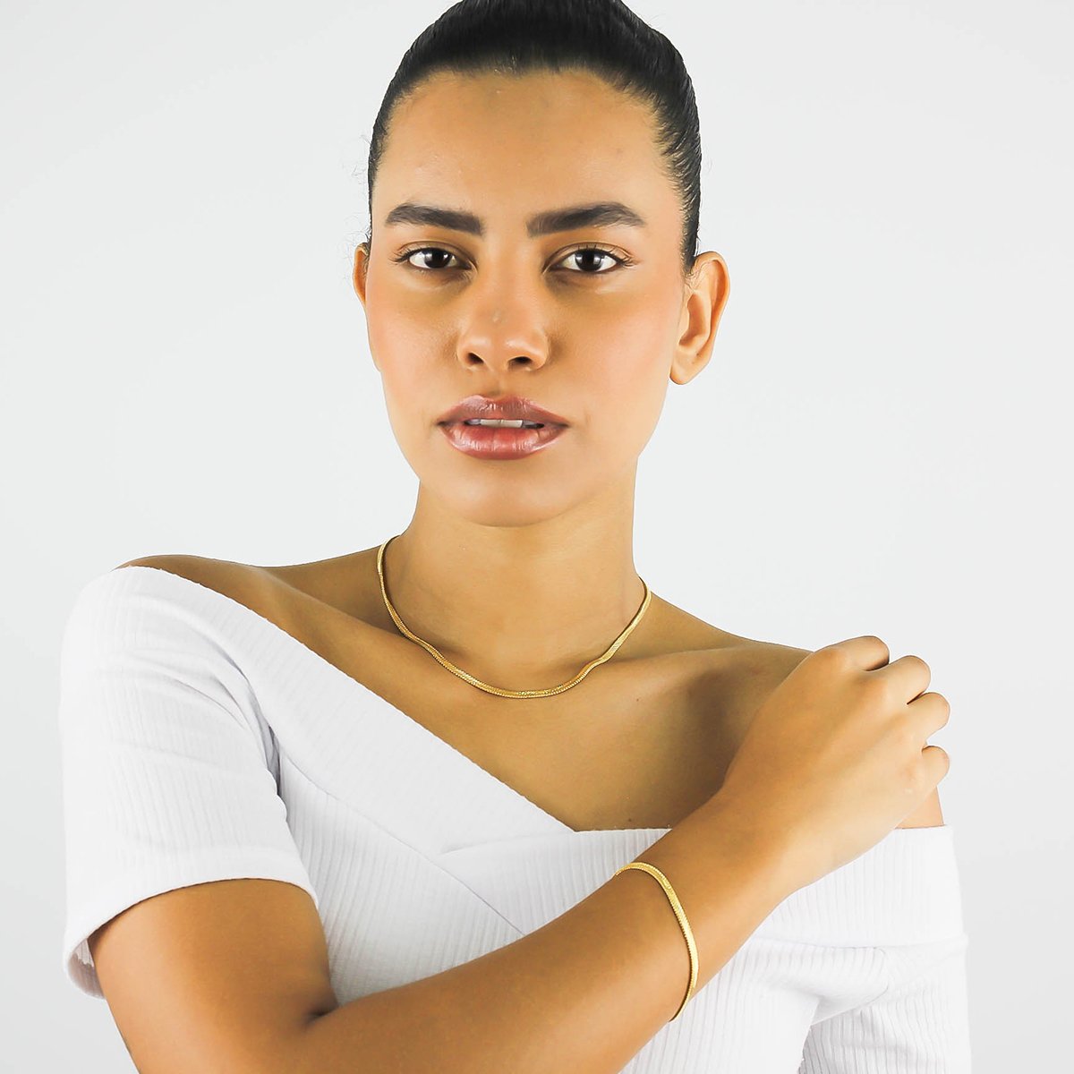 Gargantilha Fita Clássica- Banhado Em Ouro 18k